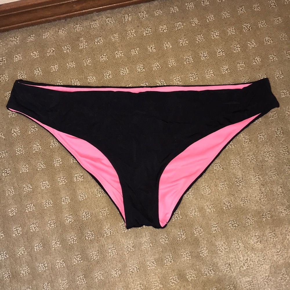 😍VICTORIA SECRET BIKINI BOTTOMS